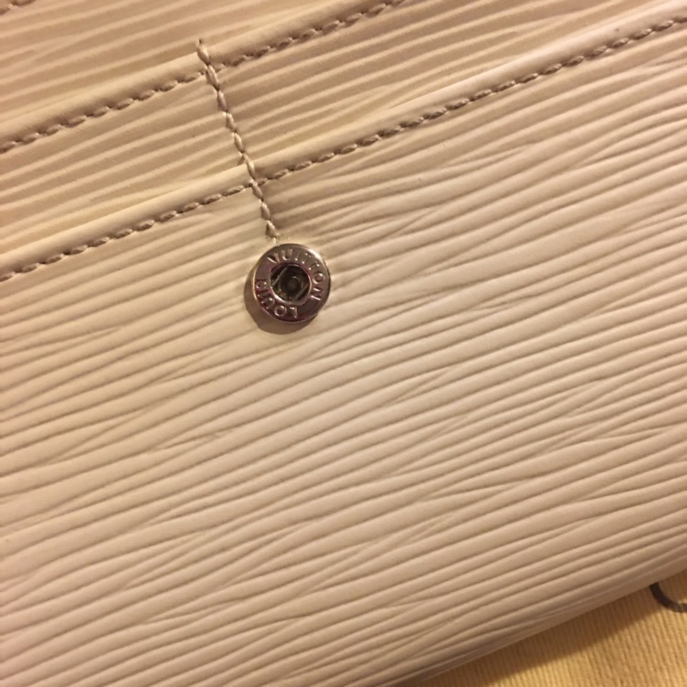 🌺 Louis Vuitton Epi wallet - Picture 11 of 13